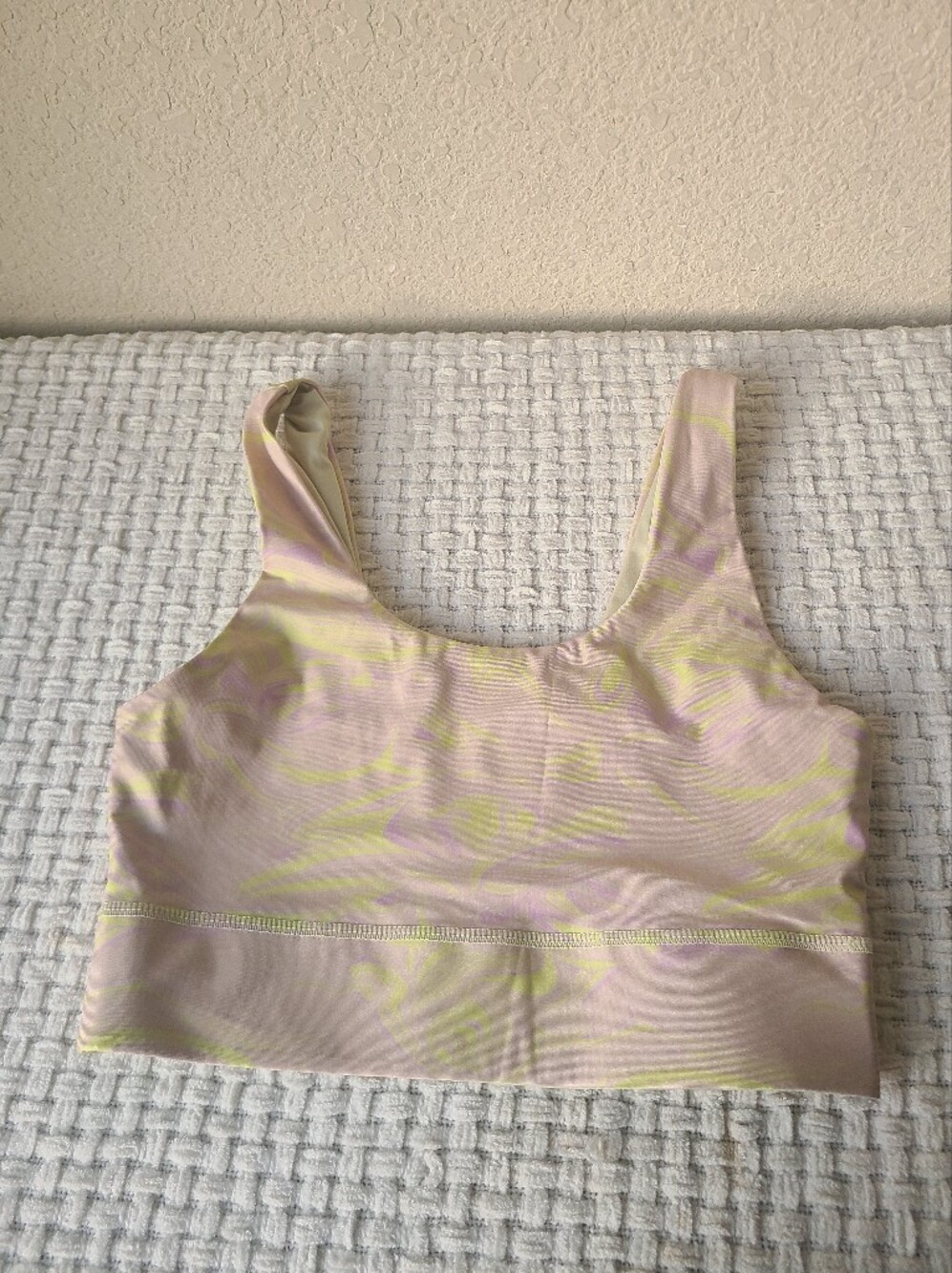Fabletics Women's Lightweight Scoop Sports Bra Tank Pastel Pink & Yellow Size S